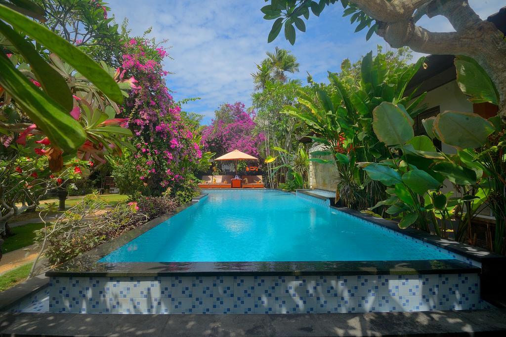 Tirta Ening Agung Hotel Sanur  Ngoại thất bức ảnh